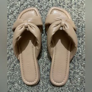 SCHUTZ- Fairy Slide- Honey Beige- SZ 8.5